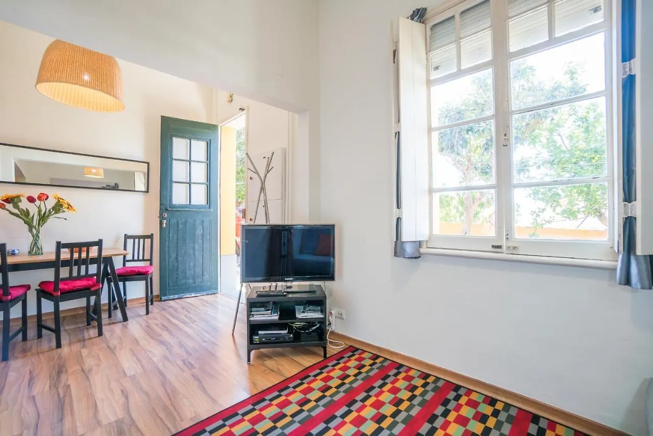 Апартаменты Traditional Vila Gomes - Lisbon'S Oasis